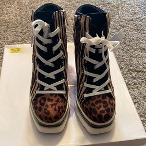 Jessica Simpson wedges